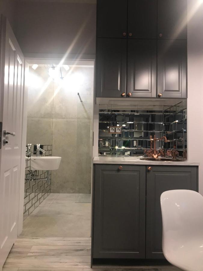 Luxury Wola Apartament Varsó Kültér fotó