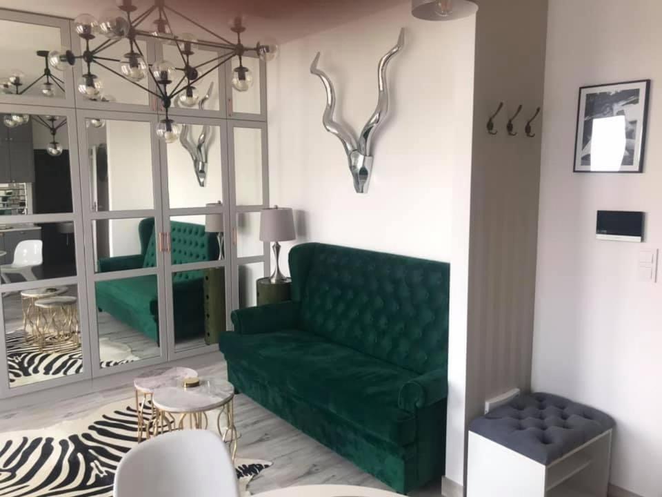Luxury Wola Apartament Varsó Kültér fotó