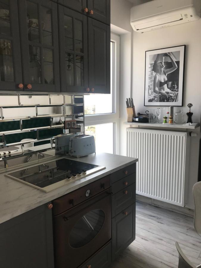 Luxury Wola Apartament Varsó Kültér fotó