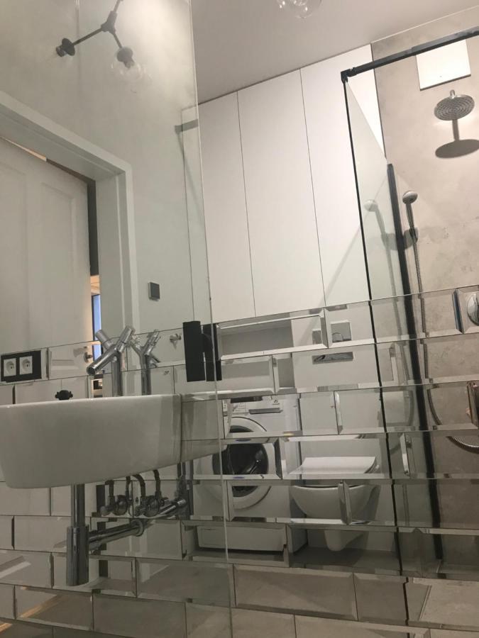 Luxury Wola Apartament Varsó Kültér fotó